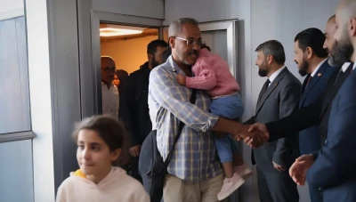 الخارجية السورية تعلن انتهاء إجلاء 202 مواطن من السودان