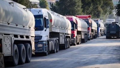 وصول أولى شحنات النفط الخام من حقلي العمر والتنك إلى بانياس