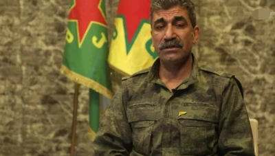 قيادي في ميليشيا "ب ي د" يشترط تعديل الدستور قبل دمج القوات الكردية في الجيش السوري