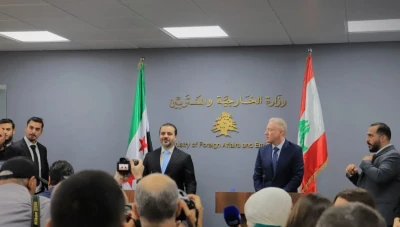 وزير الخارجية السوري يصل بيروت ويلتقي عون ورئيس الوزراء
