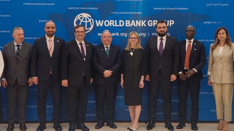 من إجمالي...