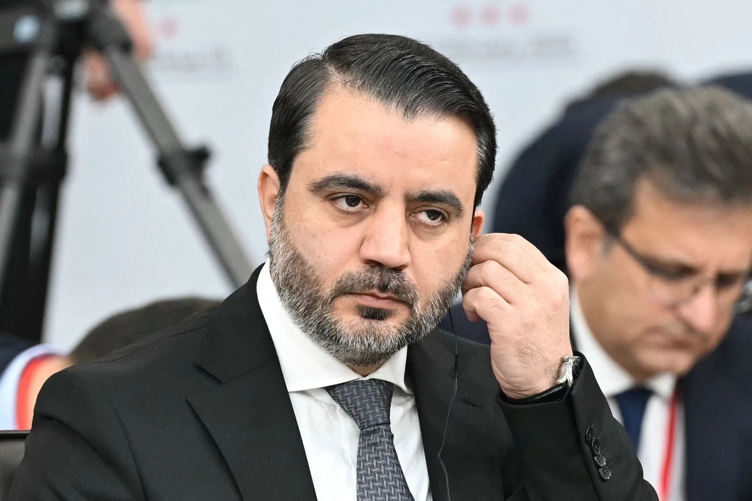 مصدر حكومي: اجتماع باريس  ركز على وحدة الأراضي السورية