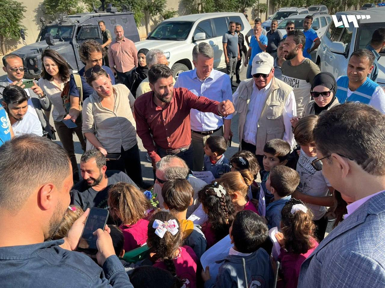 بعد انقطاع لـ10 سنوات.. وفد من الكونغرس الأميركي يزور شمال غرب سوريا