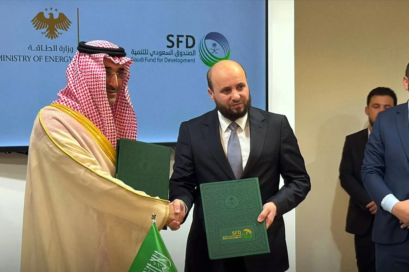 السعودية تمنح سوريا 1.6 مليون برميل نفط