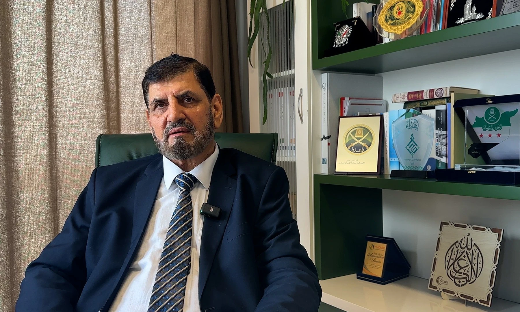 مراقب “إخوان سوريا” يعلّق على دعوات حل الجماعة