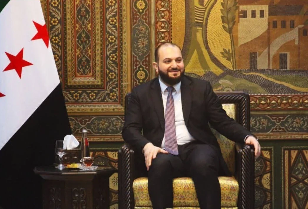 محافظ دمشق: تشكيل لجان قانونية لمعالجة ملفات الاستملاك والعشوائيات في حي السومرية