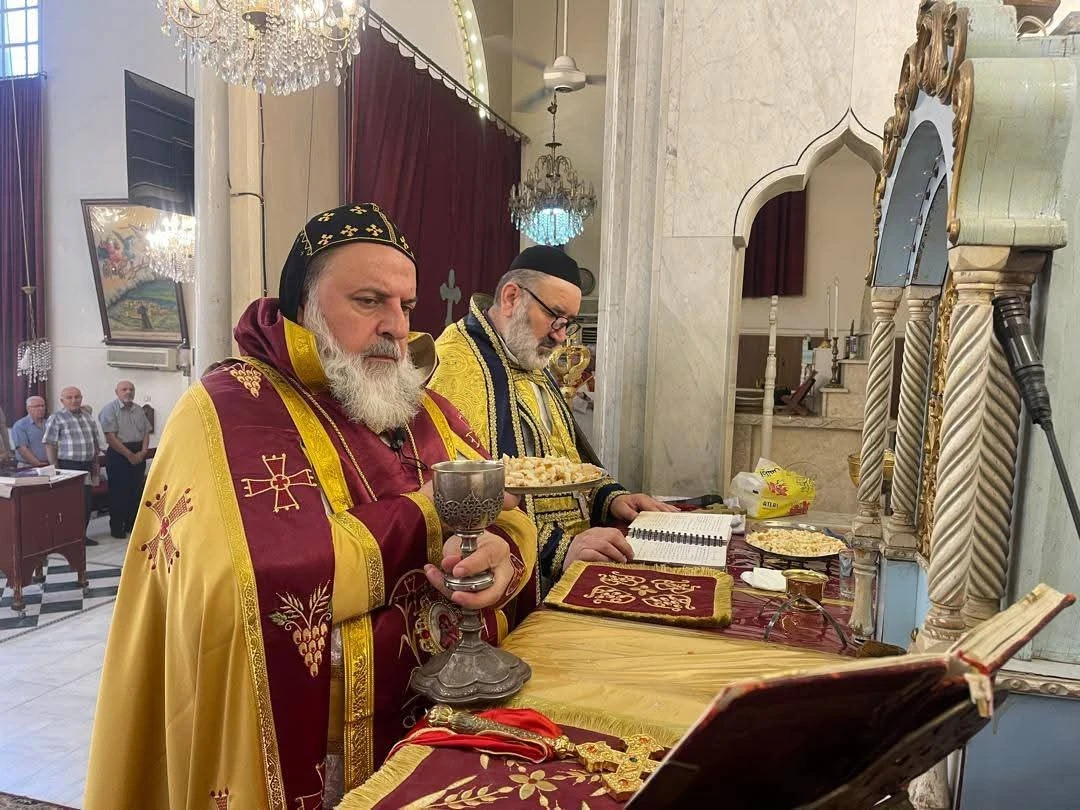 مسيحيو الحسكة يرفضون لقاء "عبدي"..ما علاقة المناهج التعليمية؟