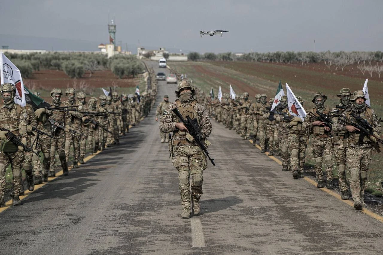 بريطانيا تزيل "تحرير الشام" من قائمة المنظمات الإرهابية