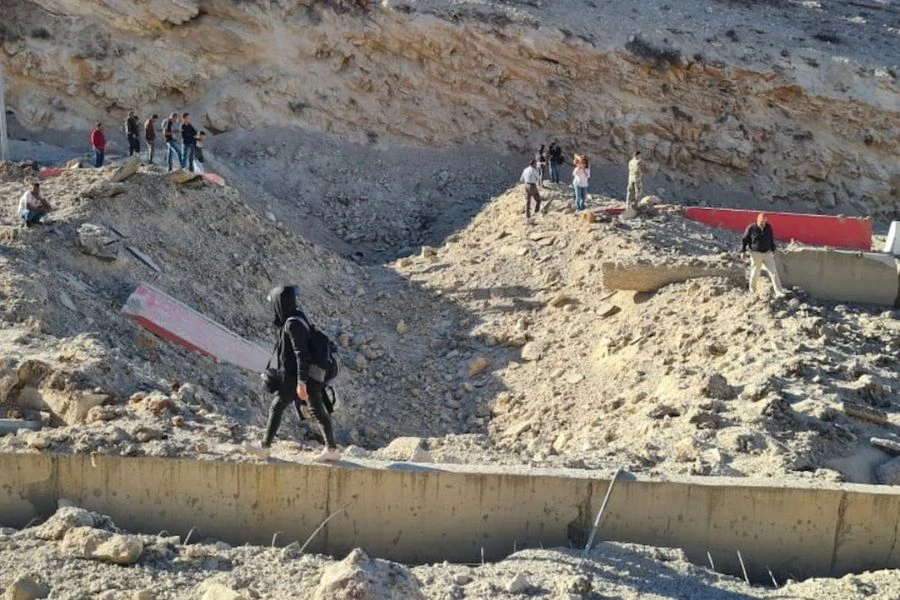 بدء إعادة ترميم معبر الدبوسية السوري- اللبناني