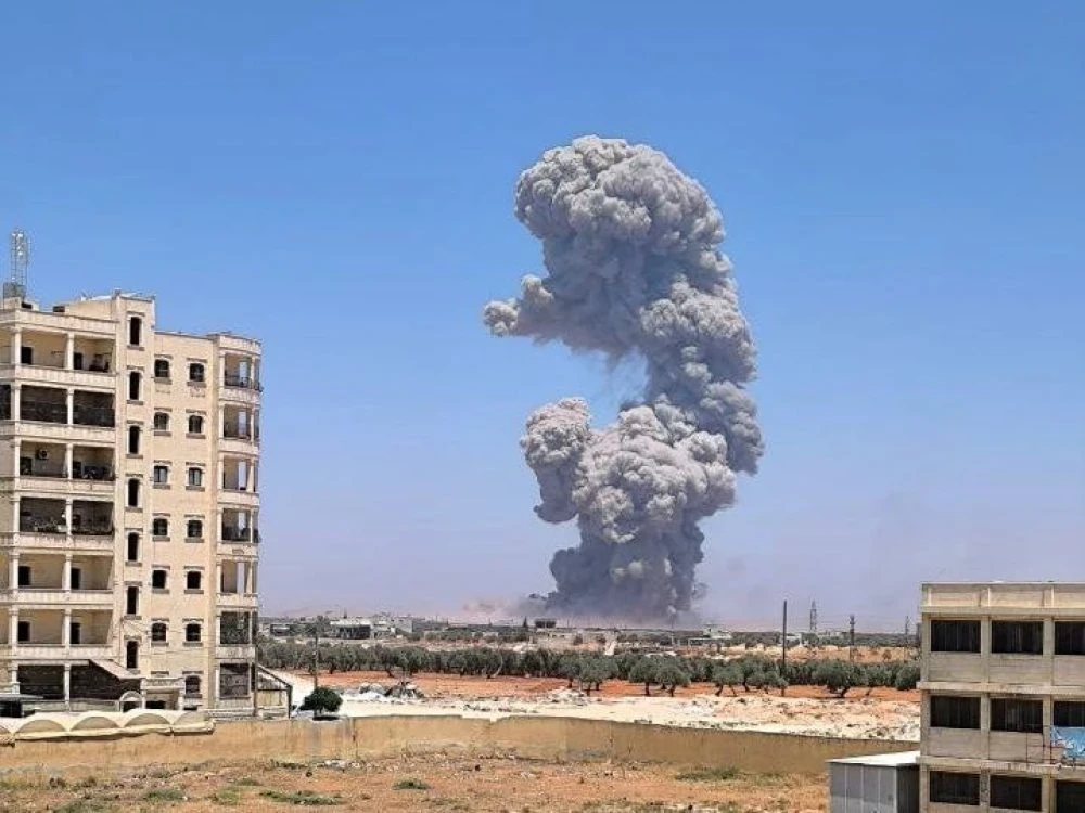 الدفاع السورية تعلن نتائج التحقيق بانفجار مستودع ذخيرة في معرة مصرين