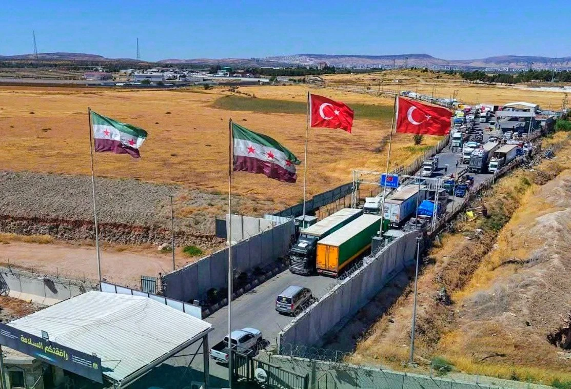 اتفاق سوري–تركي جديد لتسهيل عبور الشاحنات إلى دول ثالثة