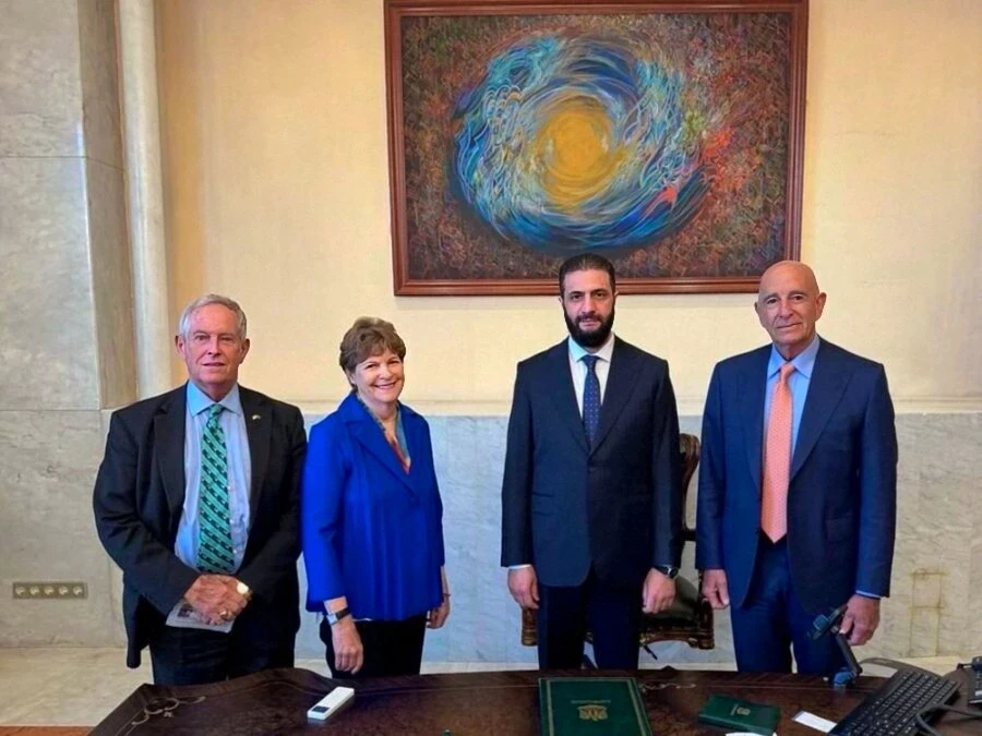 كيف علقت سيناتورة أمريكية على لقاء الرئيس الشرع بدمشق؟