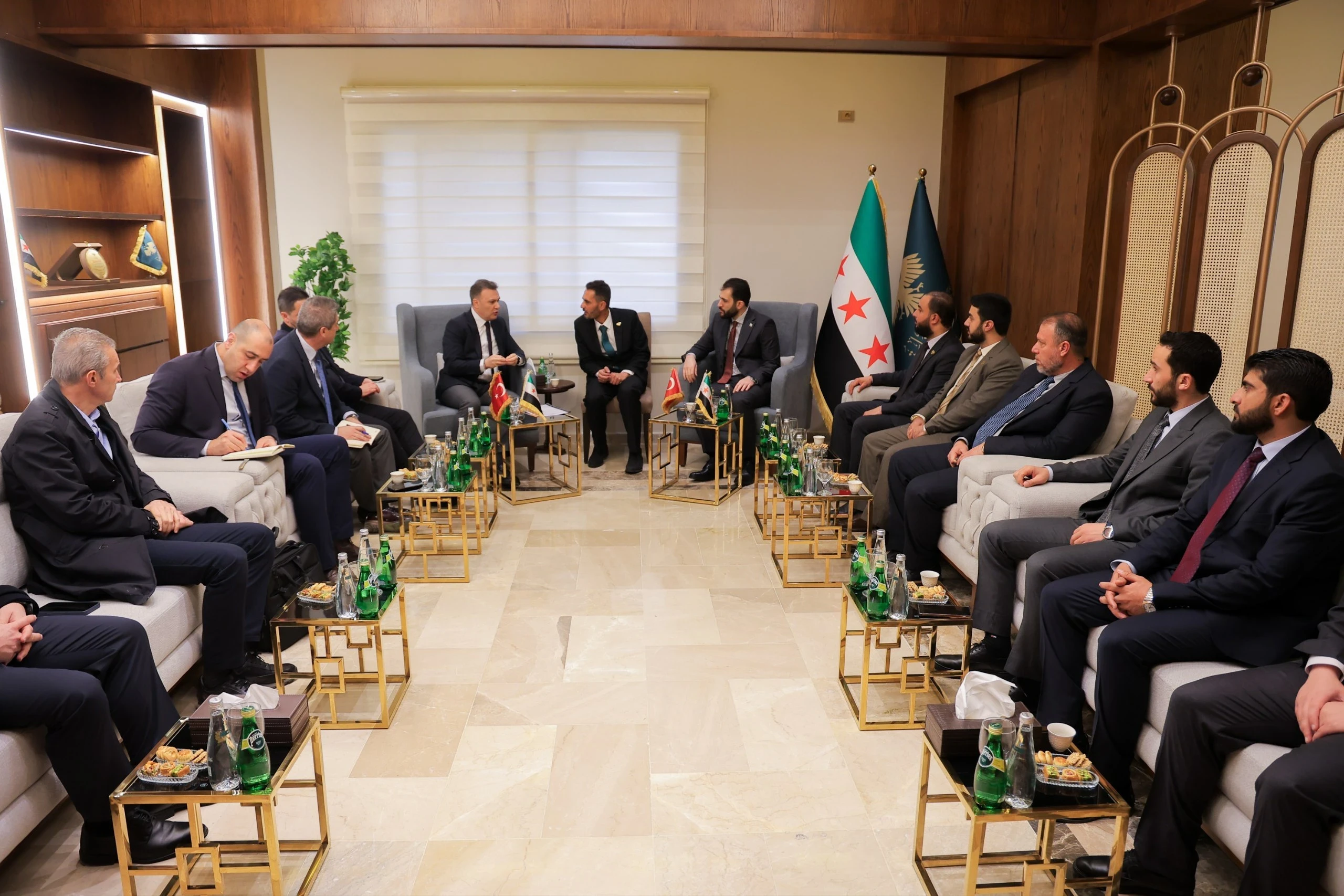 سوريا وتركيا تبحثان تعزيز التعاون في تدريب وتأهيل الكوادر الأمنية