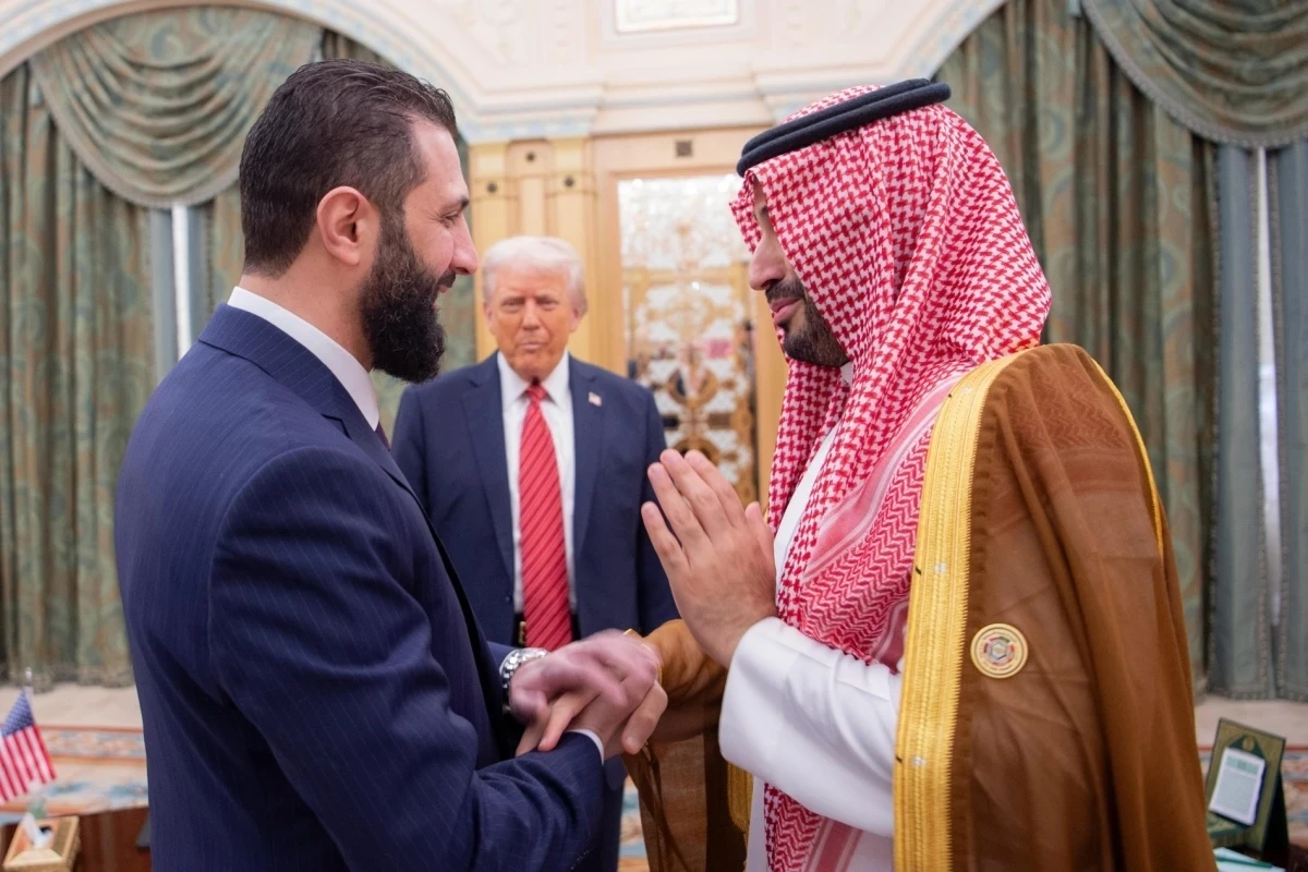 صحيفة أمريكية: السعودية رتبت زيارة الرئيس السوري إلى البيت الأبيض