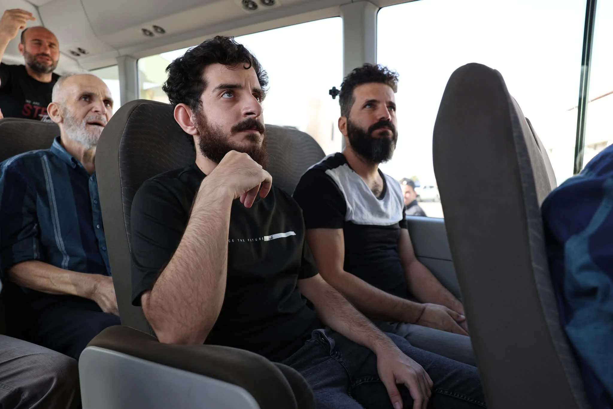 الداخلية السورية تعلن الإفراج عن 24 موقوفًا من أبناء السويداء