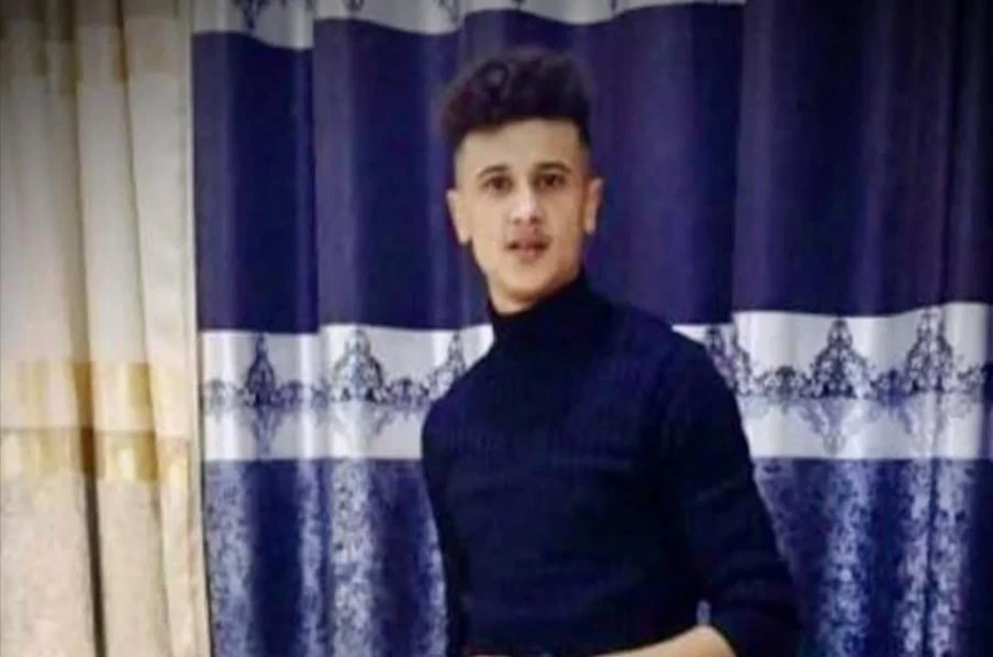 "ب ي د" تفرج عن شاب اعتُقل تسعة أشهر لرفعه العلم السوري