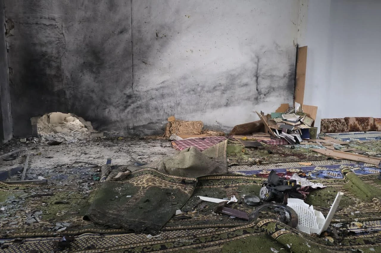 بيان لـ"أنصار السنة" يتبنّى الهجوم على مسجد في حمص