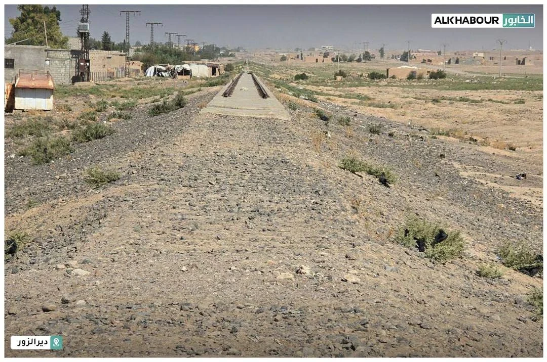 انتهاكات "ب ي د".. عمليات سرقة سكة القطار في ريف دير الزور الغربي مستمرة