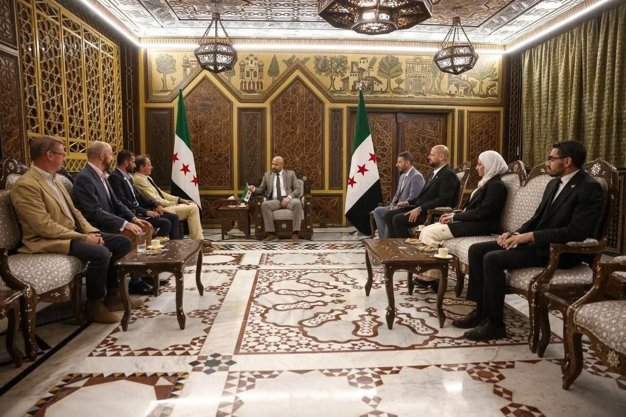 دمشق: وزير الطوارئ يبحث مع منظمة دولية آليات مبتكرة لإزالة الألغام