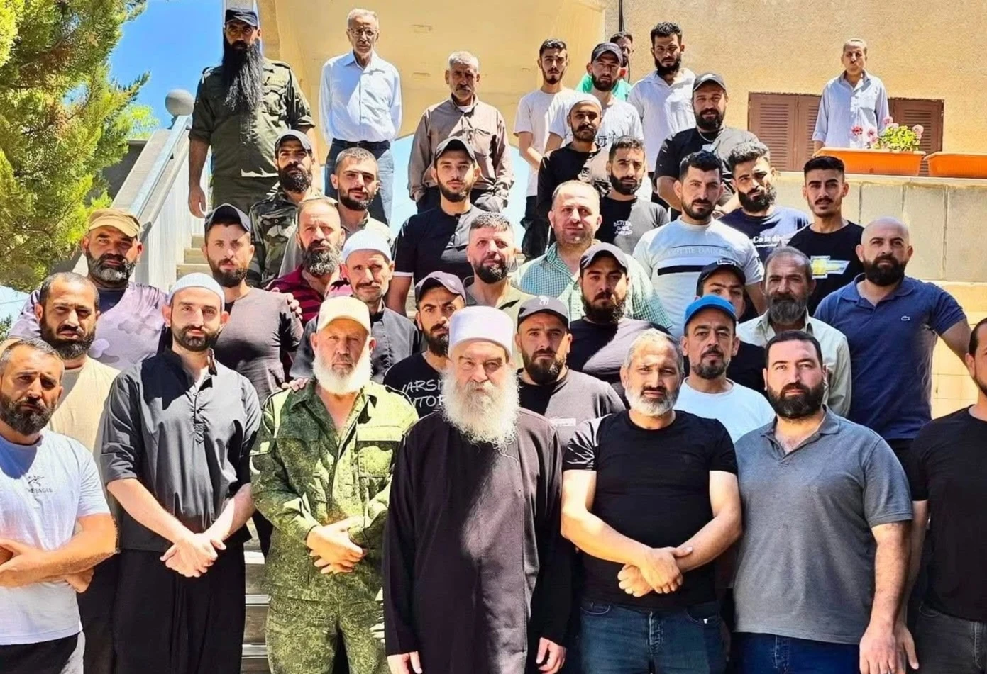 رويترز: إسرائيل زودت فصائل درزية في السويداء بالمال والسلاح